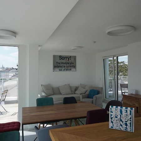 Apartamento Augartenblick Penthauscombo 15/16 - Blick Zum Riesenrad Viena Exterior foto