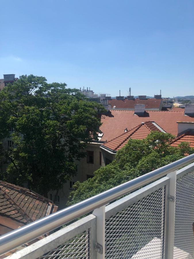 Apartamento Augartenblick Penthauscombo 15/16 - Blick Zum Riesenrad Viena Exterior foto
