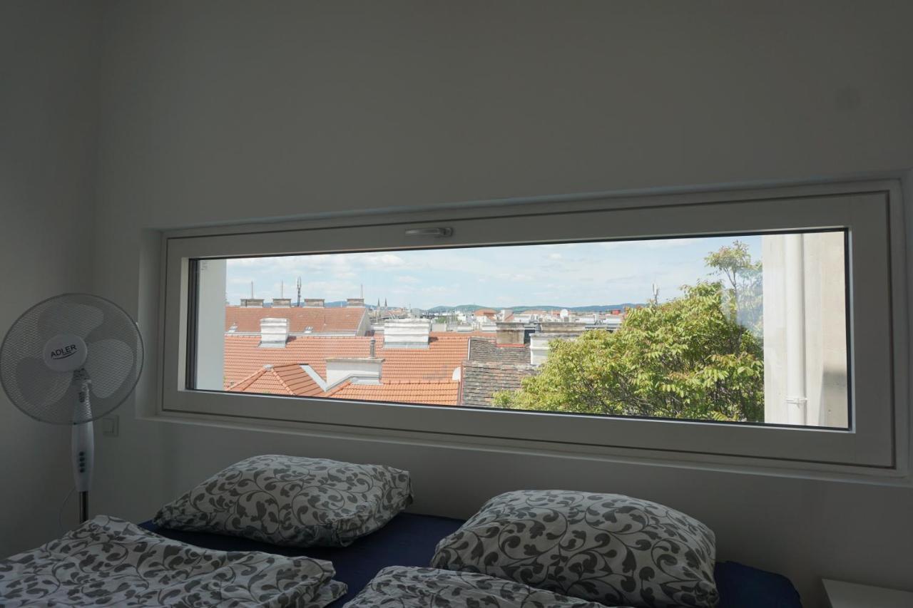 Apartamento Augartenblick Penthauscombo 15/16 - Blick Zum Riesenrad Viena Exterior foto