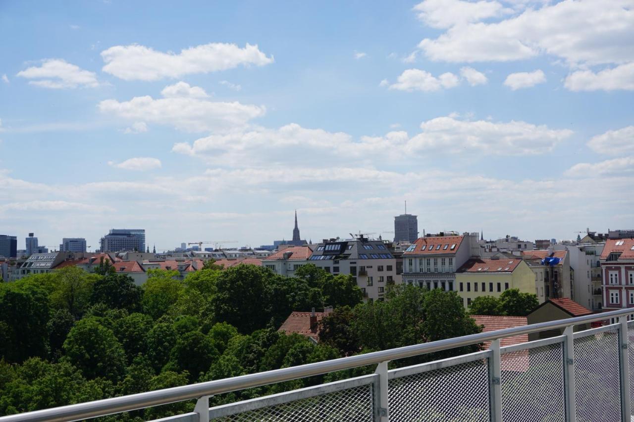 Apartamento Augartenblick Penthauscombo 15/16 - Blick Zum Riesenrad Viena Exterior foto