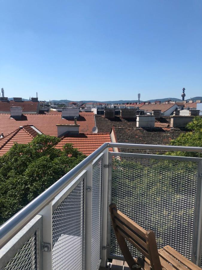 Apartamento Augartenblick Penthauscombo 15/16 - Blick Zum Riesenrad Viena Exterior foto