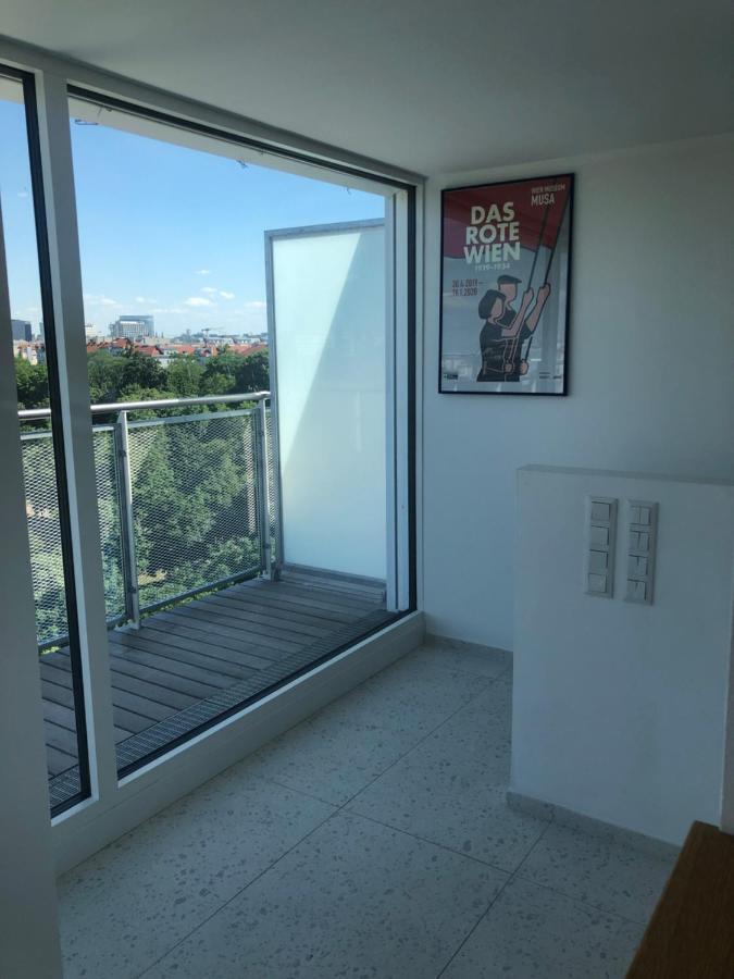 Apartamento Augartenblick Penthauscombo 15/16 - Blick Zum Riesenrad Viena Exterior foto
