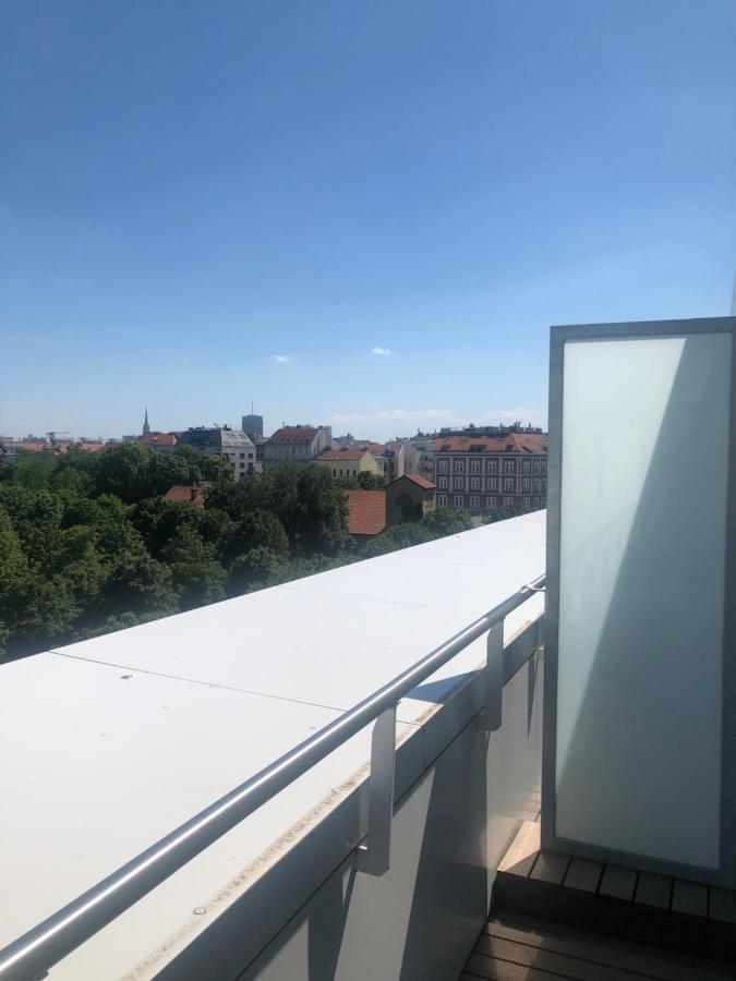 Apartamento Augartenblick Penthauscombo 15/16 - Blick Zum Riesenrad Viena Exterior foto