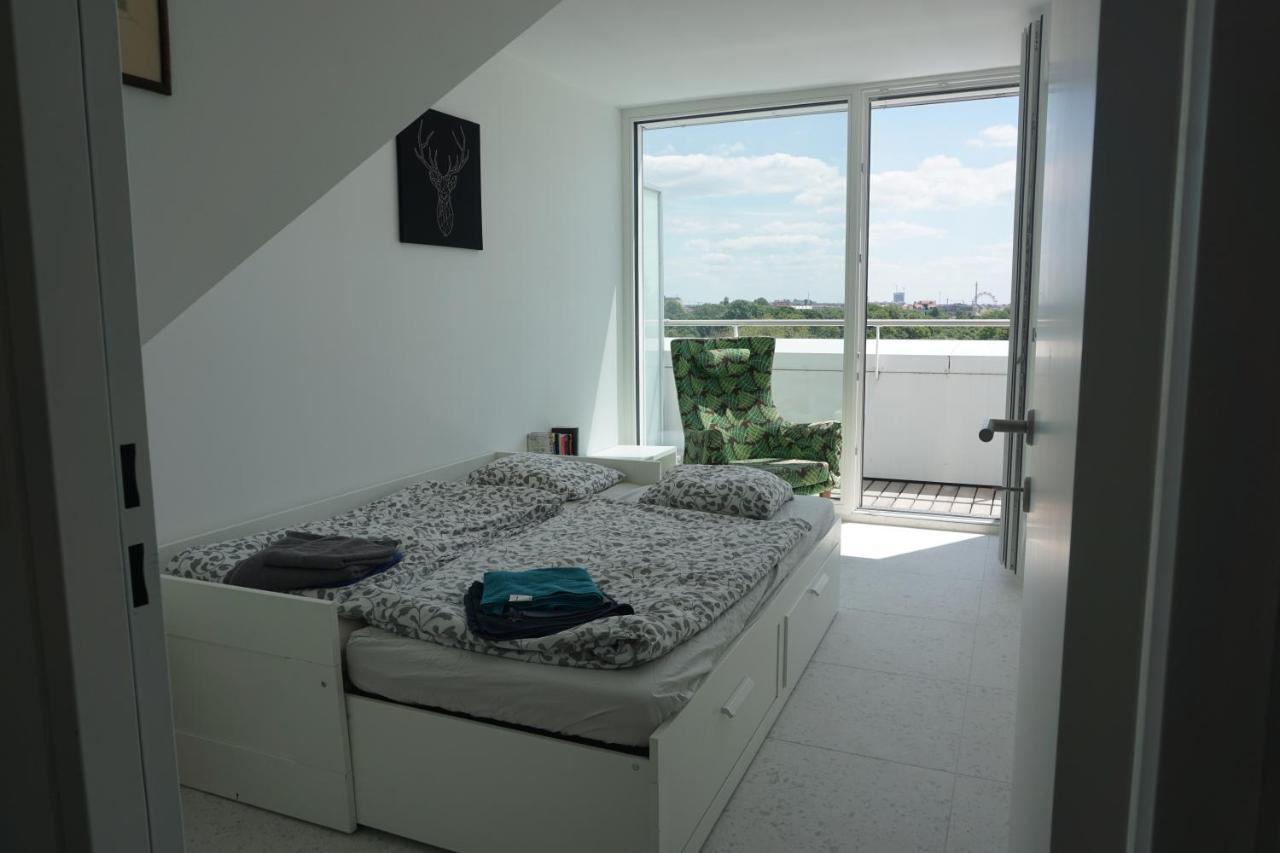 Apartamento Augartenblick Penthauscombo 15/16 - Blick Zum Riesenrad Viena Exterior foto